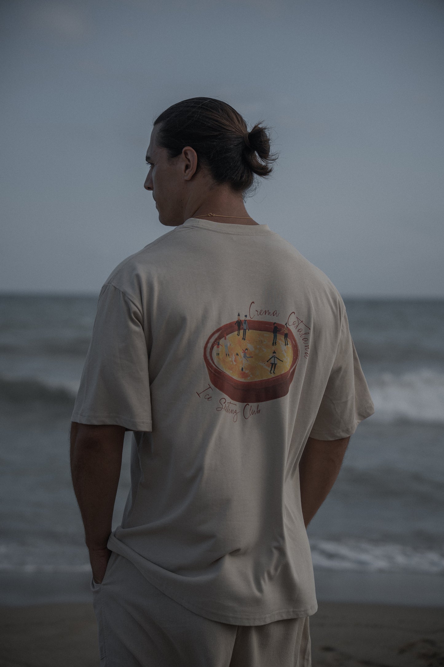 Camiseta de patinaje sobre hielo en Crema Catalana de color Arena