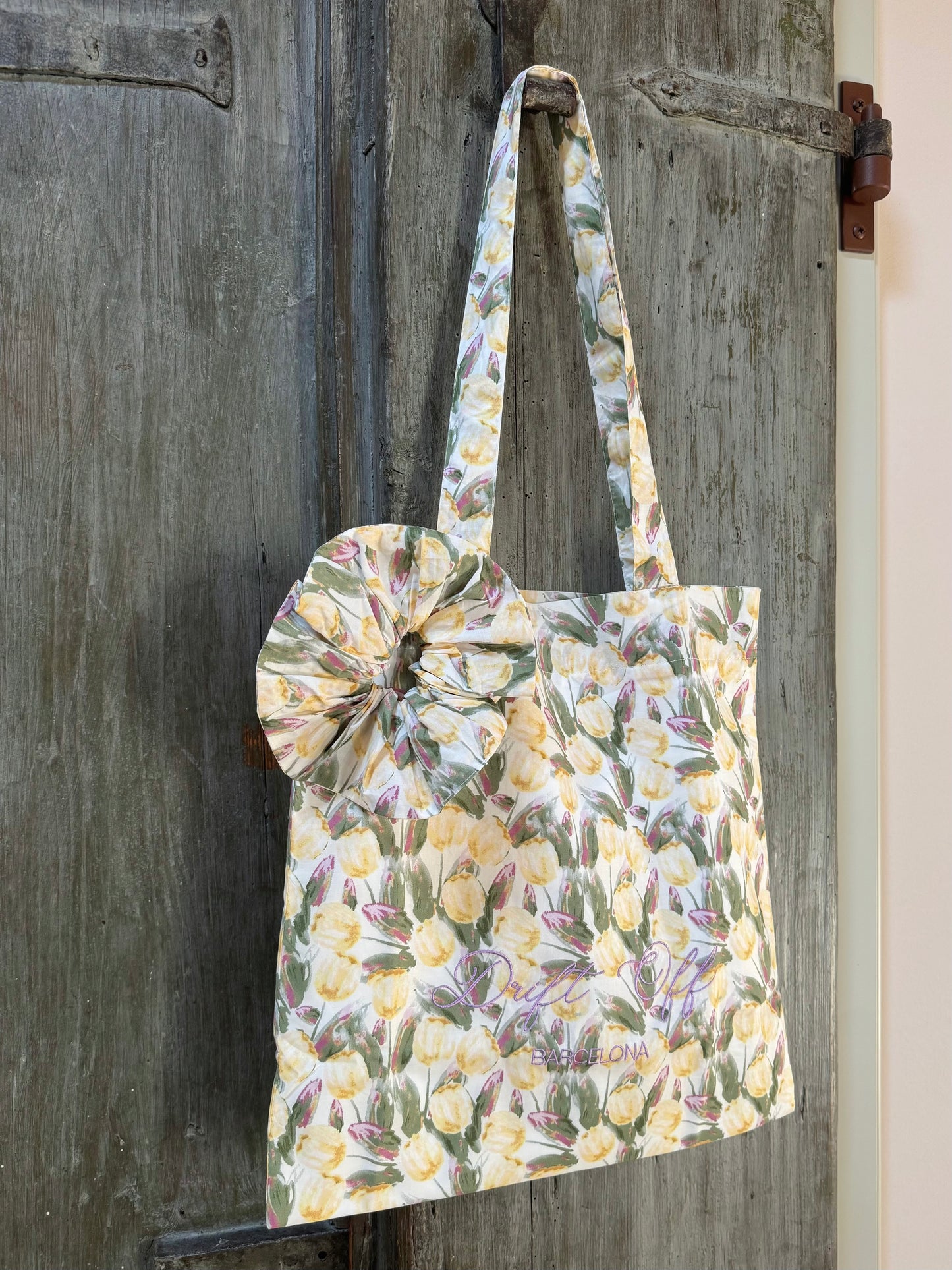 Bolso de algodón 100% con estampado de Tulipán Amarillo y Coletero a Juego